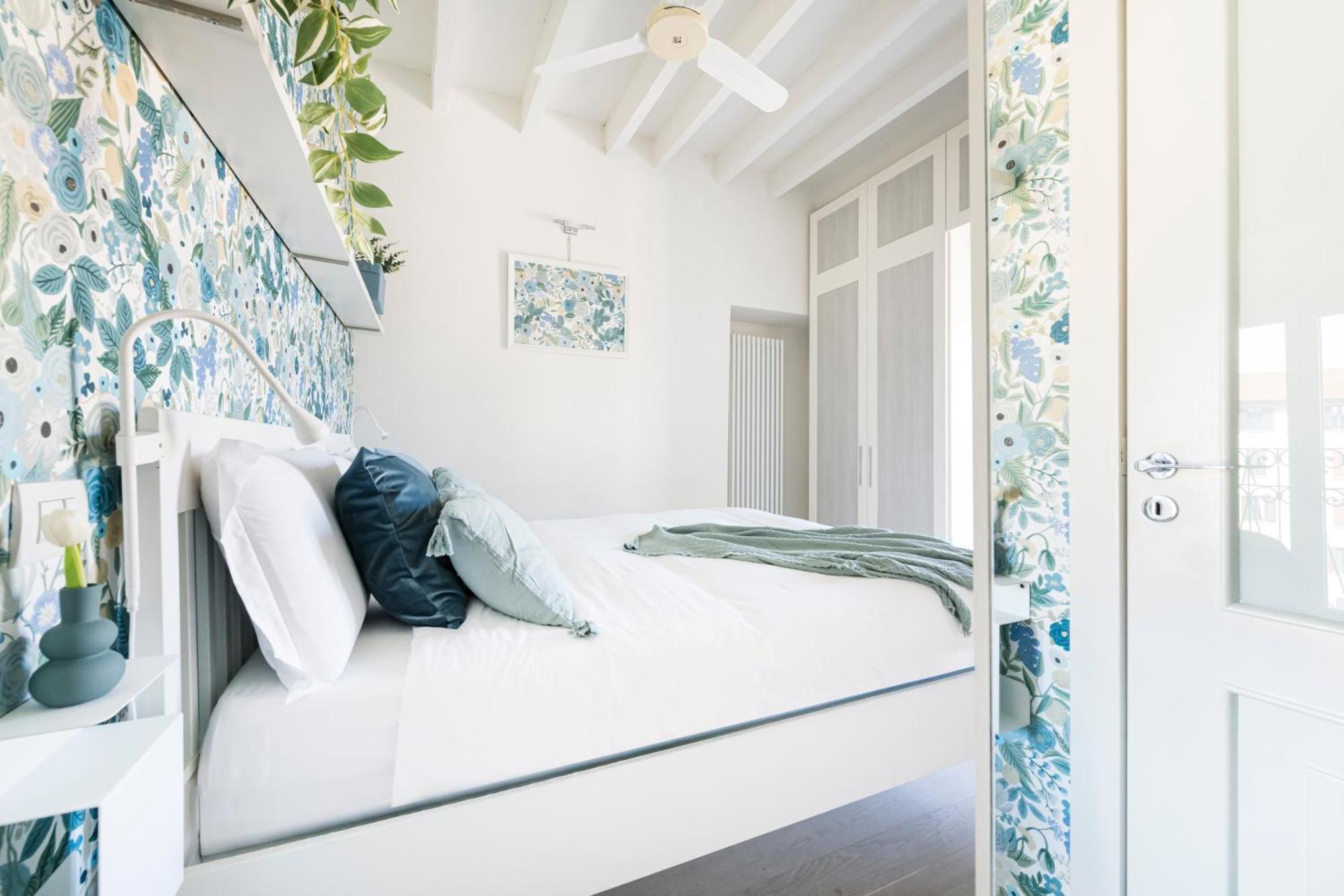 Lovely On The Navigli River By Easylife *